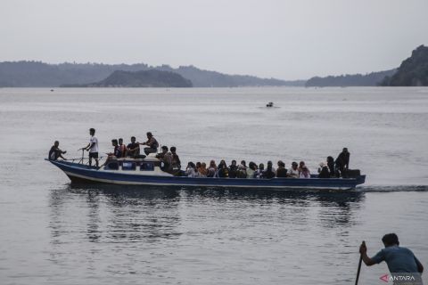 Belanja kebutuhan Lebaran warga kepulauan