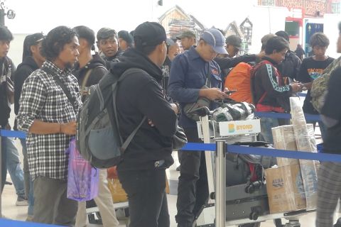 Bandara Syamsudin Noor tambah extra flights atasi lonjakan arus mudik