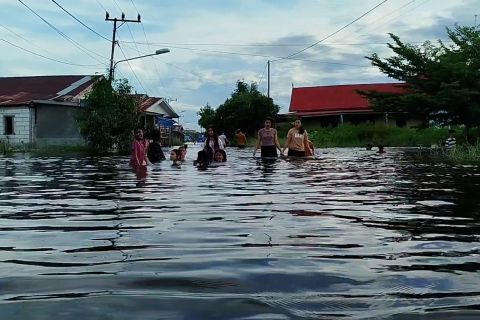 Luapan Sungai Kahayan sebabkan 14 kelurahan di Palangka Raya banjir