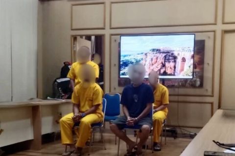 Polisi ungkap 3 oknum TNI yang diduga terlibat pasok senjata untuk KKB