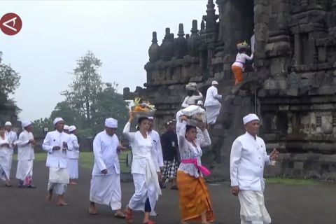 Awali perayaan Nyepi, umat Hindu gelar Mendak Tirta dan Pradaksina