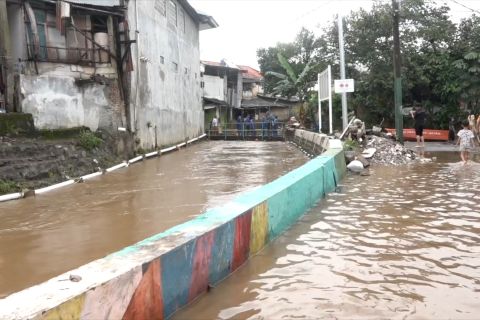 Jakarta dapat anggaran besar untuk atasi banjir, fokus benahi Ciliwung