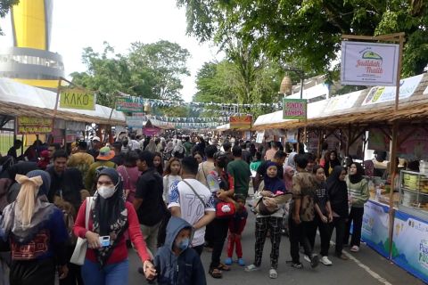 Pasar Wadai Ramadhan Banjarmasin resmi dibuka di Siring Nol Kilometer