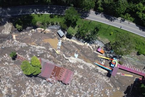 DPRD Sumbar dorong pemerintah cari solusi pemandian ilegal Sungai Anai