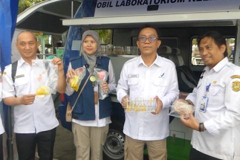 Pastikan keamanan pangan, BBPOM Banjarmasin periksa makanan di pasar