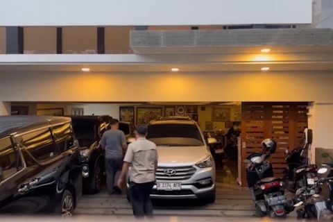 Rumah Ridwan Kamil sepi usai kabar penggeledahan oleh KPK