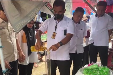 Sidak pasar, Polda Sultra temukan Minyakita tidak sesuai takaran