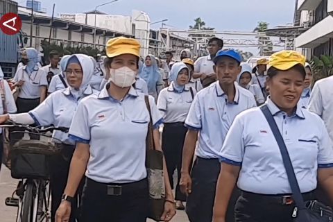 Wali Kota Solo upayakan korban PHK Sritex bisa bekerja di pabrik lain