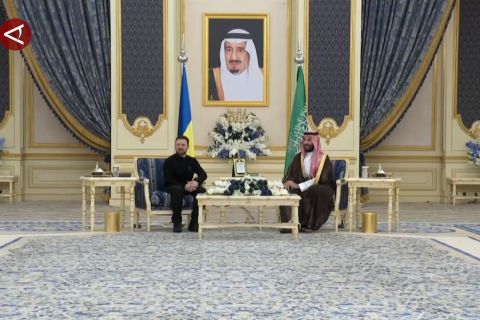 Putra mahkota Saudi bertemu Zelensky