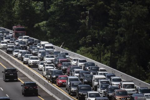 Tol Semarang-Ungaran padat