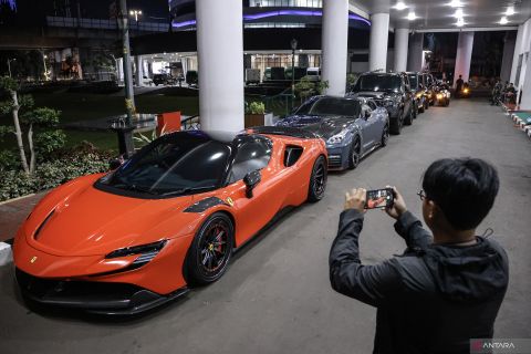 Deretan kendaraan mewah yang disita Kejagung dalam kasus suap di PN Jakpus