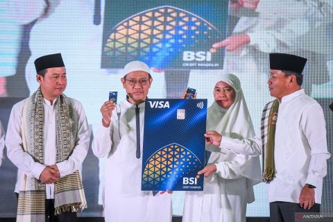 Belanja saat ibadah haji di Arab Saudi dimudahkan dengan Kartu Mabrur