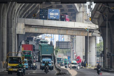 Pelindo rencanakan jalan baru untuk atasi kemacetan di Priok