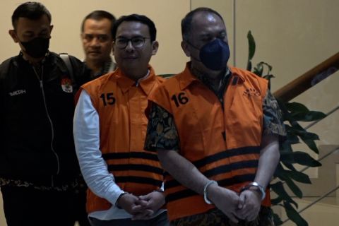Korupsi jual beli gas, KPK tahan mantan direksi PGN dan Isargas