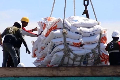  Stok beras capai 3,4 juta ton, Bulog sewa gudang tambahan
