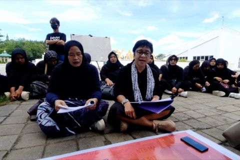 Pemerhati NTB buat rekomendasi terkait peleburan DP3AP2KB dan Dinsos