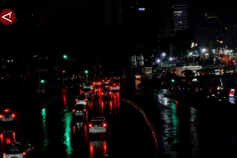 Jakarta padamkan lampu serentak sebagai aksi Hari Bumi