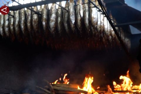 Langka bahan baku, produsen cakalang fufu tak bisa penuhi pasar