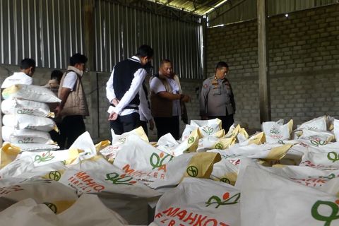Satgas Pangan Polda Kalsel bongkar pemalsuan pupuk di Banjarbaru