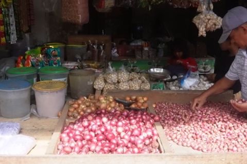 Tarif listrik hingga bawang merah picu inflasi 1,83 persen di Babel
