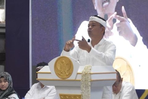 Dedi Mulyadi usulkan penerima bansos dengan syarat vasektomi