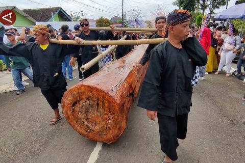 Tradisi Sesaji Rewanda, pelestarian budaya berbalut wisata
