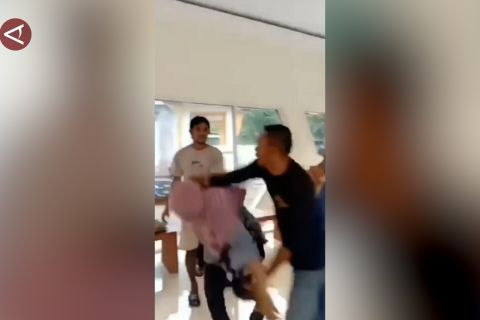 Staf dorong warga hingga tersungkur, Kadishub Ternate minta maaf