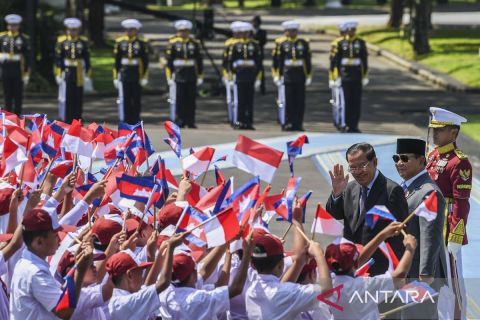 Presiden Prabowo terima kunjungan kehormatan Presiden Senat Kamboja di Jakarta