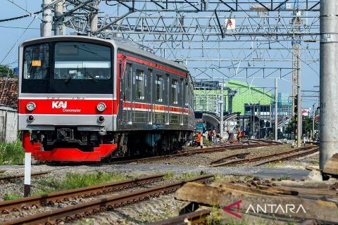 Pembangunan fisik Jalur KRL Commuter Line menuju Kota Serang dimulai pada 2016