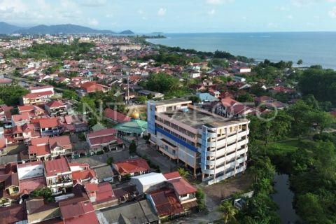 Kondisi shelter tsunami di Padang