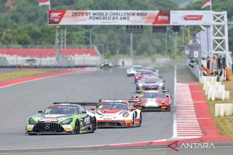 Balapan GT World Challenge Asia 2025 diawali dengan sesi official practice