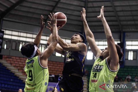 IBL 2025 : Pacific Caesar Surabaya tekuk Prawira Bandung 90-78