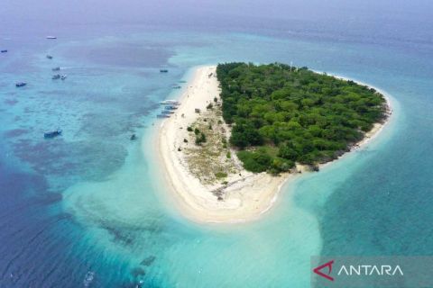 Objek wisata Pulau Tabuhan terancam tenggelam akibat terkikis abrasi