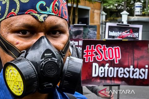 Aksi protes terhadap kejahatan korporasi dan dampak ekologisnya