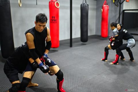 Atlet MMA tanah air latih baku hantam jelang kejuaraan dunia MMA