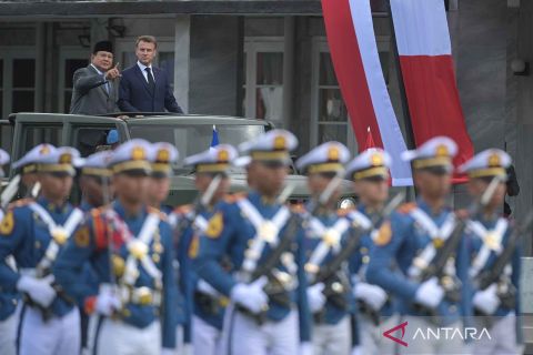 Presiden Prabowo dan Presiden Macron kunjungi Akmil