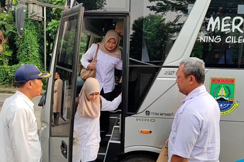 Kurangi polusi dan kemacetan, ASN Cilegon manfaatkan angkutan gratis