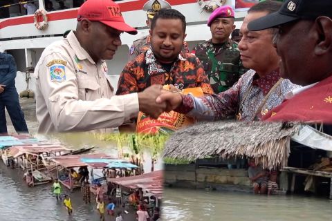 Pemprov Papua salurkan bantuan bagi korban banjir Mamberamo Raya