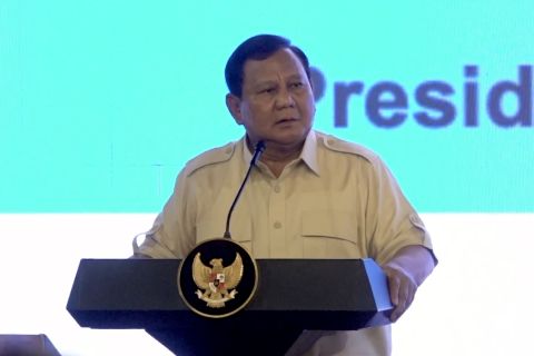Prabowo ingatkan petugas lapangan program MBG tak lengah dan malas