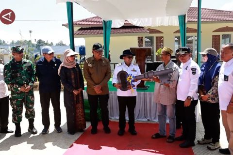 Pemerintah serahkan 60 huntap korban banjir lahar hujan di Tanah Datar