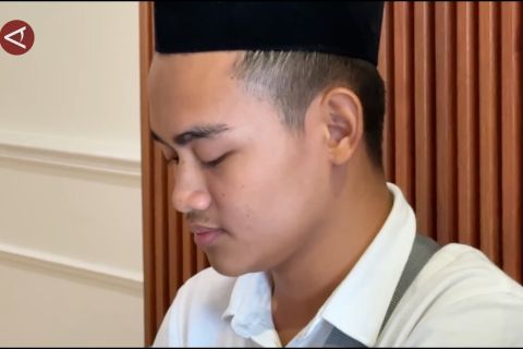 Penuh haru, pemuda asal Kudus gantikan ayahnya berhaji