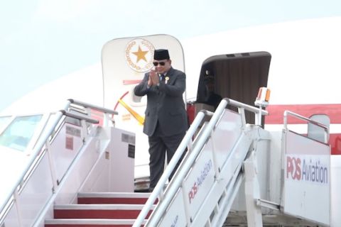 Usai KTT ASEAN-GCC dan bertemu Raja, Prabowo kembali ke Tanah Air