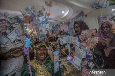 Mengintip Saro-saro tradisi unik pernikahan suku Makian di Ternate
