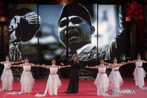 Penghormatan dan mengenang bakti  Presiden Soekarno dengan Bulan Bung Karno di Bali