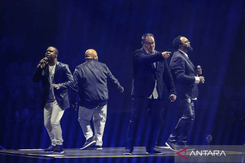 Konser Heart and Soul Live in Jakarta pukau menonton di Tennis Indoor Senayan