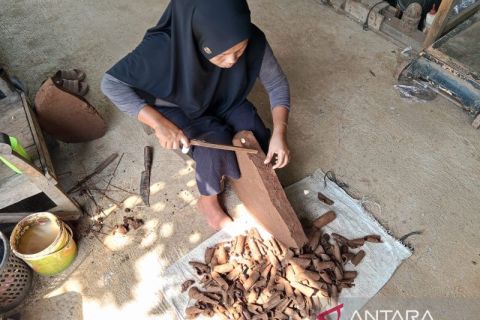 Pembuat Ampo