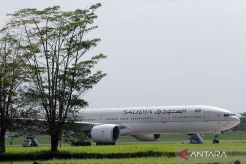 Pesawat Saudi Airlines mendarat darurat di Bandara  Kualanamu karena  ancaman teror bom