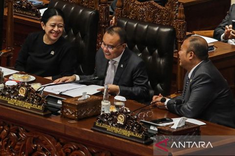 Rapat Paripurna DPR dihadiri 320 anggota