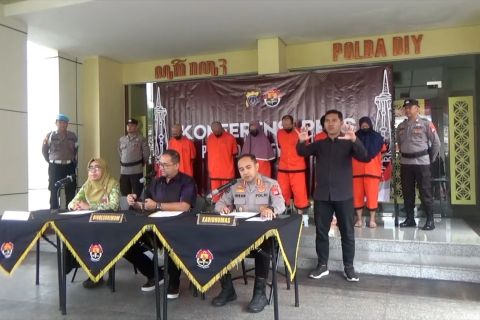 6 dari 7 tersangka mafia tanah kasus Mbah Tupon ditahan