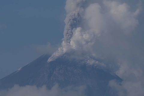 BNPB ungkap tak ada korban jiwa dari erupsi Gunung Lewotobi Laki-laki
